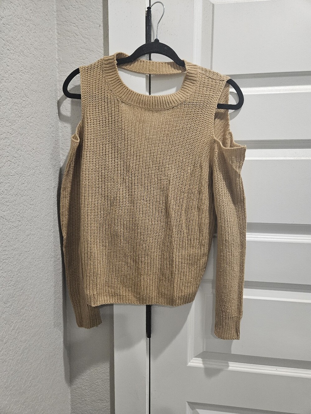 FAllCorda Threads Women's Tan Crewneck Sweater
